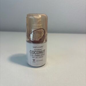 Wet n Wild PhotoFocus 3-in-1 Primer Water, Coconut, 1.52 fl oz. 
New and sealed